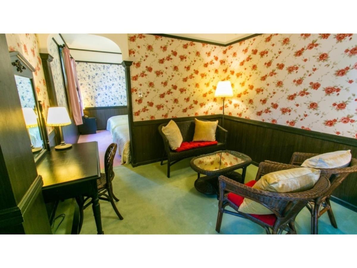 Restaurant & Hotel Traumerei - Vacation Stay 47810V Hakuba Bagian luar foto